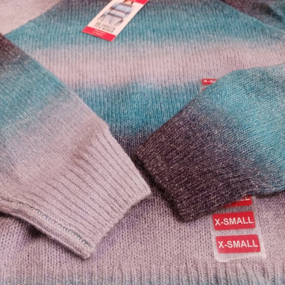 BB Dakota x Steve Madden Blue Stripe  Ombre Crewneck Sweater NWT  Size XS - Picture 9 of 15